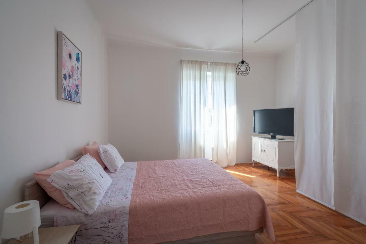 شقة سبليت  في Apartman Rhapsody المظهر الخارجي الصورة
